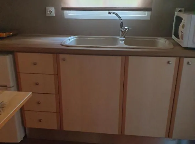 A Pleasent Small -studio Close To The Port Of Апартаменты Волос